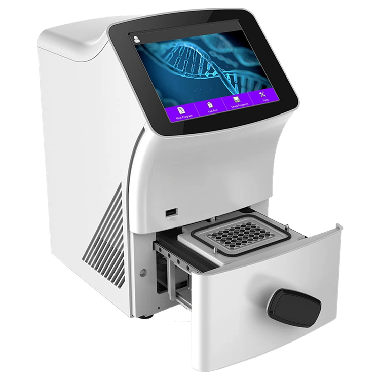 Real time POCT PCR analyzer
